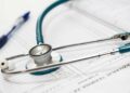 यूपी के सरकारी Doctors के लिए बड़ी खुशखबरी! अब Retirement के बाद भी 70 साल तक कर सकेंगे काम