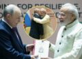 हाथ मिलाया, गले मिले और फिर साथ निकले मोदी-पुतिन, 40 मिनट की मुलाकात में क्या हुआ?