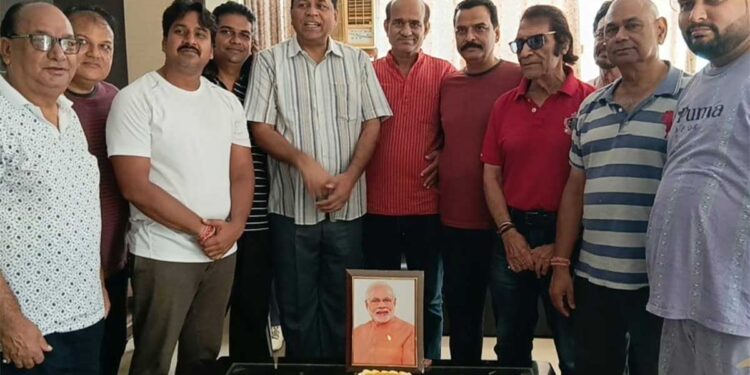 पार्श्वनाथ पंचवटी में हर्षोल्लास के साथ मनाया गया PM नरेंद्र मोदी जी का जन्मदिन