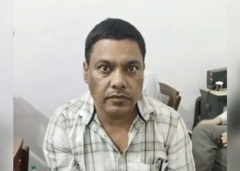 Moradabad में रिश्वतखोरी का बड़ा खुलासा! DDC के पेशकार को 50 हजार लेते ACB ने रंगे हाथ दबोचा