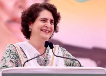 UP Election 2027: कांग्रेस का बड़ा प्लान तैयार! प्रियंका गांधी खुद संभाल रहीं कमान, SP से सीट शेयरिंग पर भी नजर