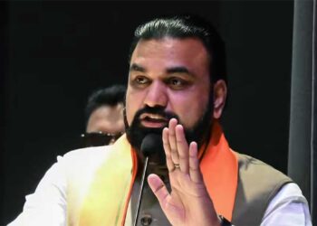 सम्राट सरकार का बड़ा ऐलान, स्वास्थ्य विभाग के संविदाकर्मियों का बढ़ा मानदेय; प्राध्यापक को अब मिलेंगे 2.07 लाख रुपये