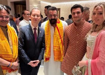 संजय दत्त की इस खास मुलाकात ने मचाई हलचल, Donald Trump की बेटी Tiffany संग तस्वीर वायरल