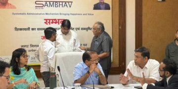 बुद्धा पार्क की सुरक्षा को लेकर उपेन्द्र सिंह ने अपने प्रतिनिधिमंडल के साथ कमिश्नर और नगर आयुक्त को सौंपा ज्ञापन