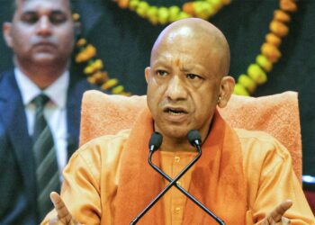 कार में चलता-फिरता अस्पताल! ₹3 लाख की ‘Doctor on Duty’ मशीन से 10 मिनट में 75 टेस्ट, गांवों तक पहुंचेगी Health Service