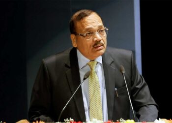CJI सूर्यकांत की युवा वकीलों को दो टूक सलाह, बोले- “कानूनी पेशा कमजोर दिल वालों के लिए नहीं है”