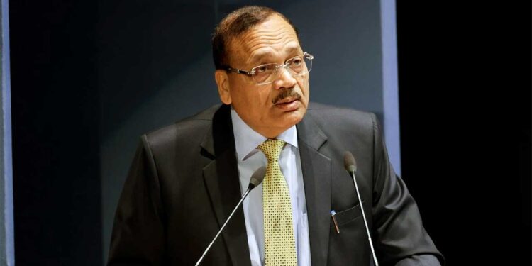 CEC ज्ञानेश कुमार की शक्तियों पर सुनवाई के बीच Supreme Court का बड़ा सवाल, ‘Form 6 में बदलाव किसने किया?’