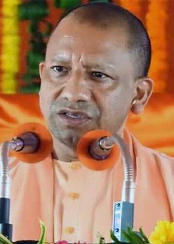 UP Farmers Relief: योगी सरकार किसानों को देगी ₹483 करोड़ की मदद, बाढ़ और बारिश से फसल बर्बाद होने पर मिलेगा मुआवजा