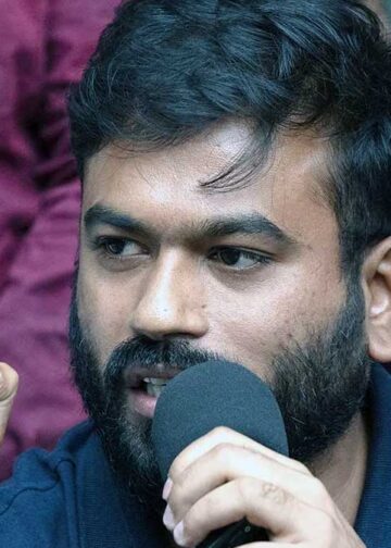 Abhijeet Deepke Bail: जेल से बाहर आते ही अभिजीत दीपके का बड़ा बयान, बोले- ‘न डरेंगे, न पीछे हटेंगे’