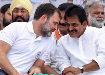 SIR Protest: राहुल गांधी का सांसदों को लेकर बड़ा एक्शन! गैरहाजिर नेताओं पर नोटिस की तैयारी, ममता-उद्धव-तेजस्वी को भी बुलाया दिल्ली