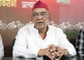 UP Politics: BJP में शामिल हुए सपा के 3 बागी विधायक, रविदास मेहरोत्रा का हमला- 2027 में जनता सिखाएगी सबक