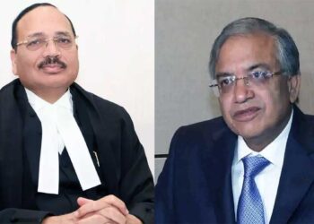 CEC Gyanesh Kumar: मुख्य चुनाव आयुक्त के खिलाफ सभी याचिकाएं मंजूर, 27 अक्टूबर को सुप्रीम कोर्ट में सुनवाई