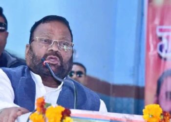 UP Election 2027: राहुल गांधी से मिले स्वामी प्रसाद मौर्य, बोले- INDIA गठबंधन के साथ लड़ेंगे चुनाव