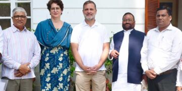 राहुल-प्रियंका से मिले स्वामी प्रसाद मौर्य, क्या यूपी चुनाव से पहले बदलने वाला है सियासी समीकरण?